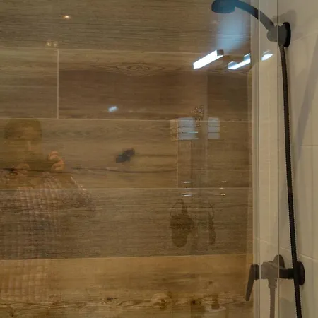 Raul Romero , Center And Apartment