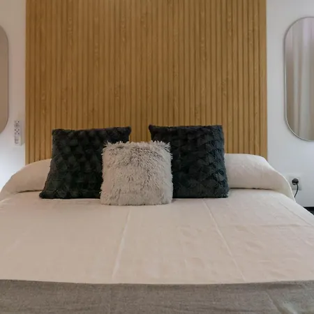 Raul Romero , Center And Apartman Torremolinos